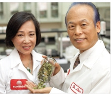 Dr. Oi-Lin Chen and Dr. Tei-Fu Chen